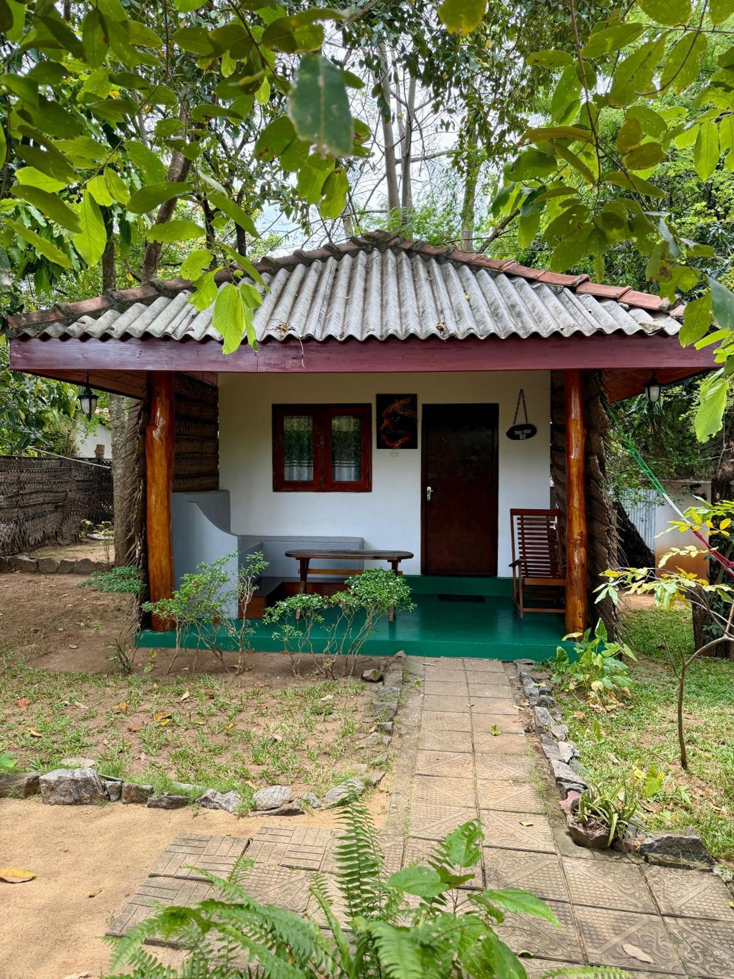 Priya Homestay Kandalama 丹不拉 外观 照片
