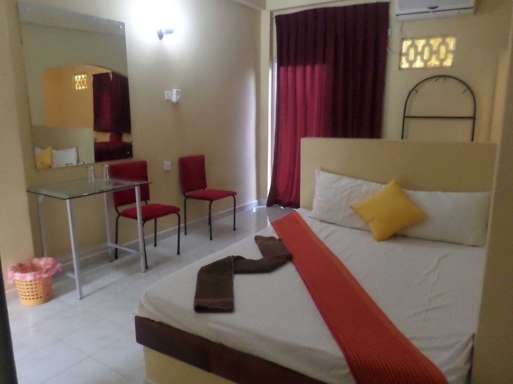 Priya Homestay Kandalama 丹不拉 外观 照片